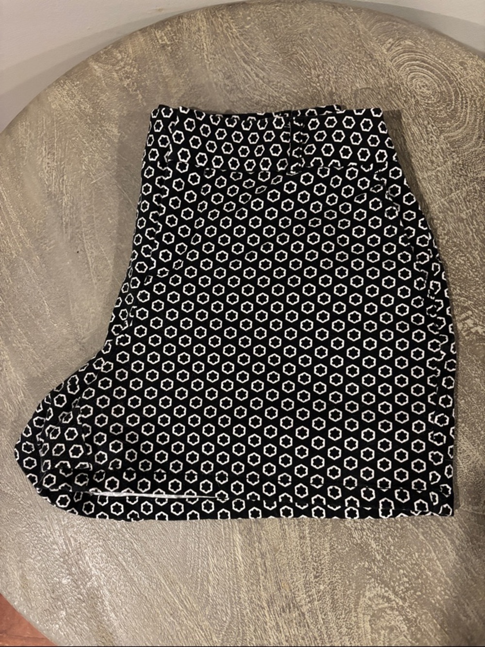 Elle Black and White Floral Geometric Pencil Skirt